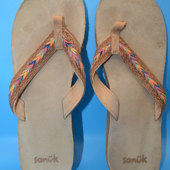 Womens Sanuk Flip Flops Sz 11 Tan Multi Color - Picture 1 of 2